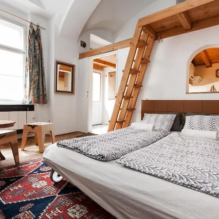 Apartman Charming In The Center *