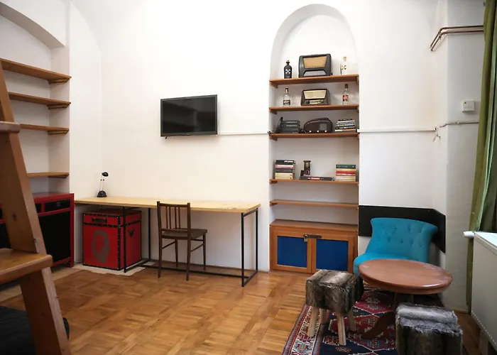 Charming In The Center