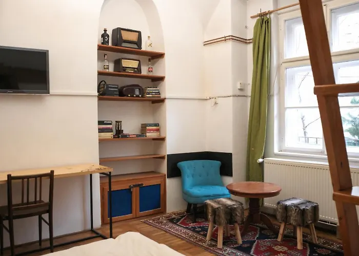 Charming In The Center